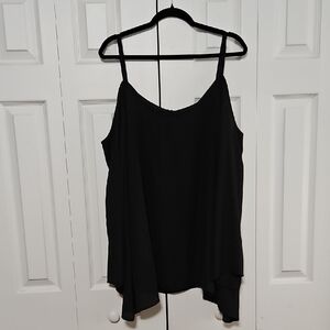 $8 SALE!! Torrid Elegant Black Cold Shoulder Women's Long Sleeve Top